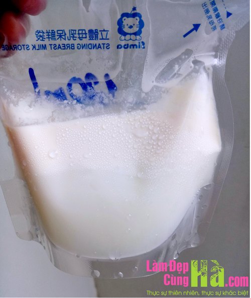 Sữa mẹ tách lớp khi rã đông